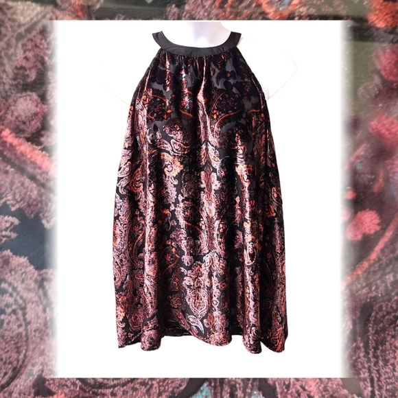 Torrid Velvet Halter -Top Black and Burgundy Paisley Print With Tunic Length 4X - Picture 2 of 16